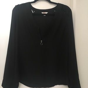 Women’s blouse